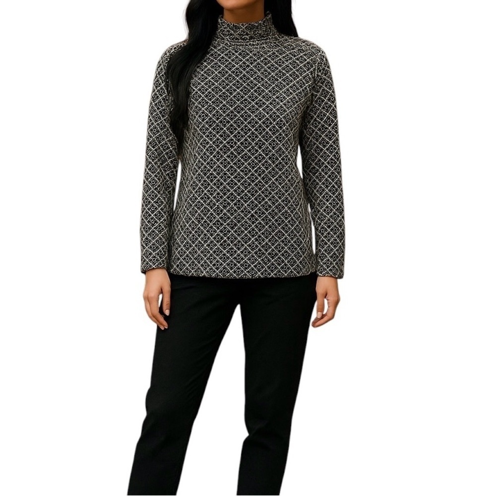 Duluth Trading Mock Neck Blue White Geometric Print Tunic Top Sweater Women Sz M